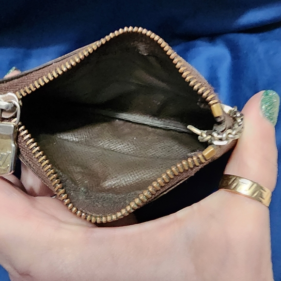 LOUIS VUITTON KEY POUCH CLES-DAMIER EBENE EUC ALL INCLUSIVE - Picture 3 of 10